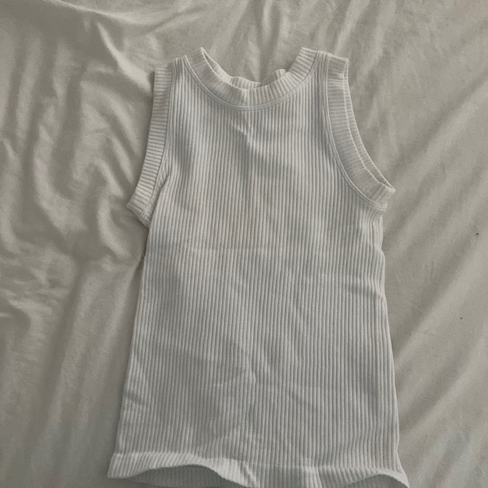 ,White Muscle Tee